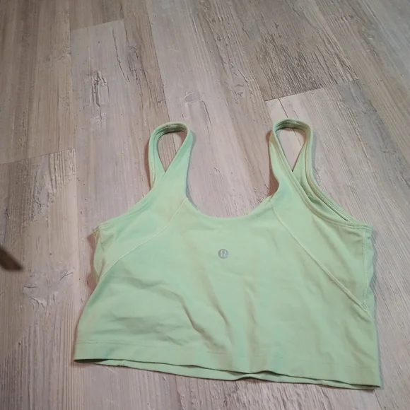 Lululemon - Picture 3 of 4